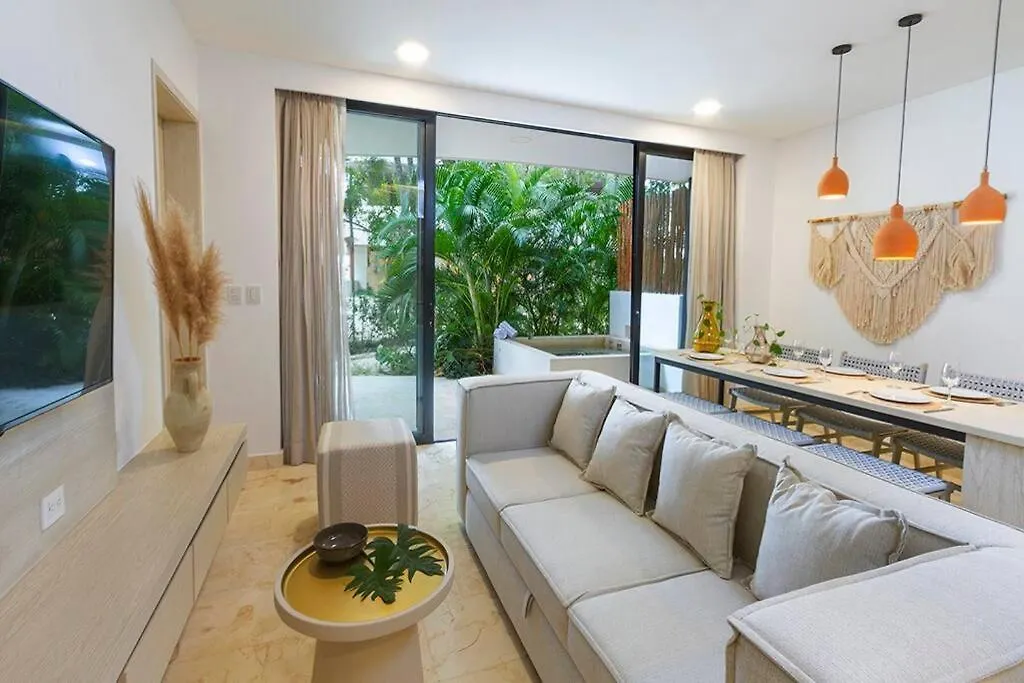 2 Bedroom Apartment + Private Pool And Roof Top Terrace Tulum Mexico