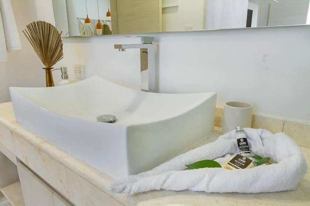 2 Bedroom Apartment + Private Pool And Roof Top Terrace Tulum 0*,  Mexico