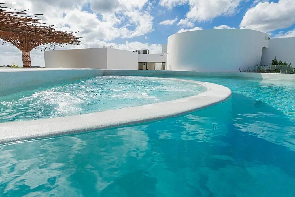 2 Bedroom Apartment + Private Pool And Roof Top Terrace Tulum 0*,  Mexico